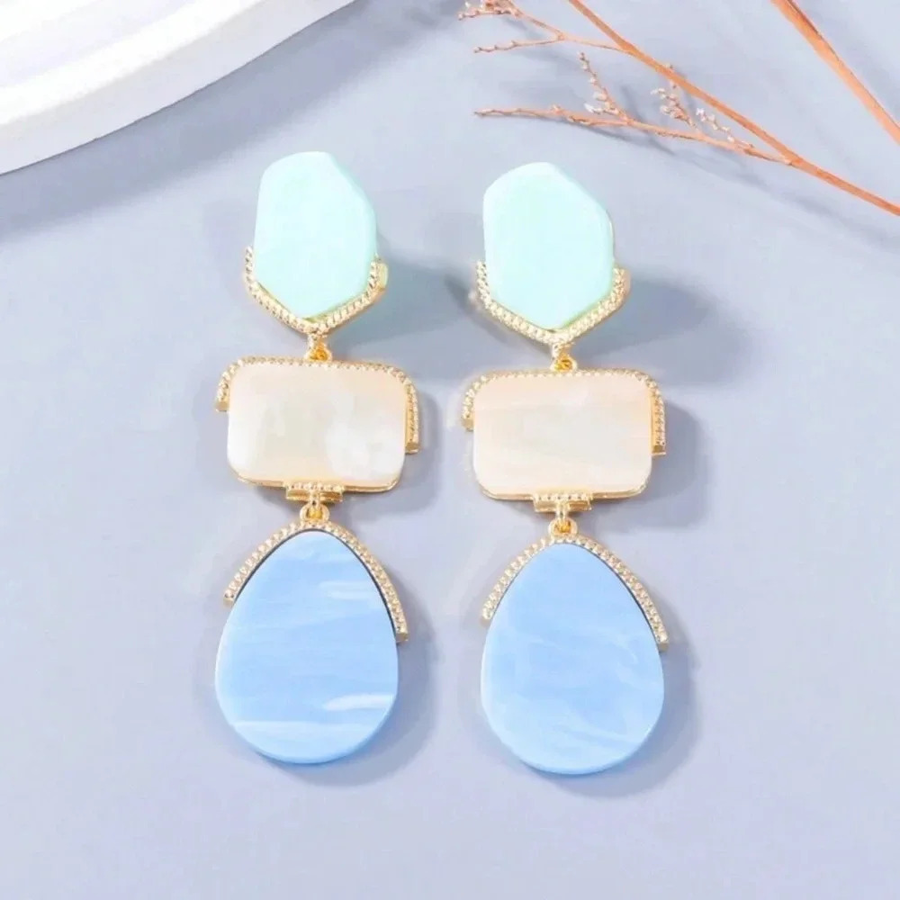 Brand New Earrings Blue Green White Pendant